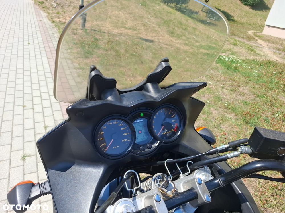 Suzuki V-STROM - 29