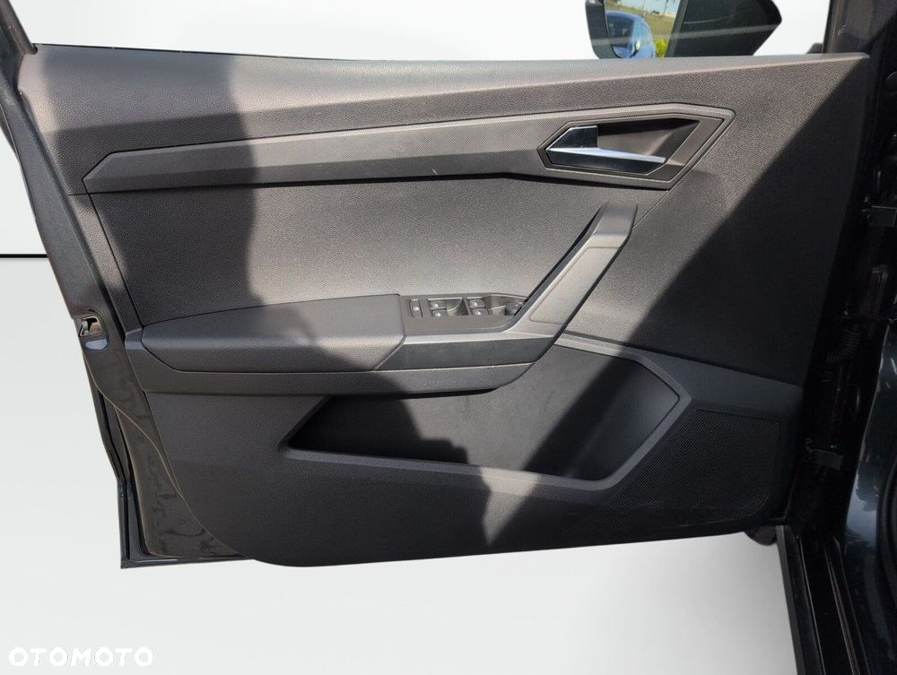 Seat Arona - 17