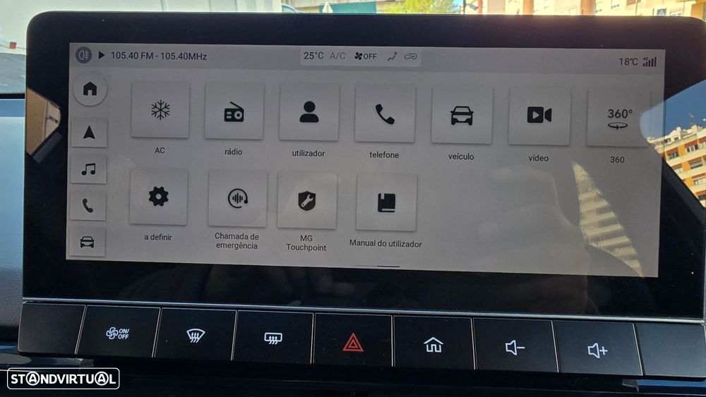 MG MG4 64 kWh Luxury - 39