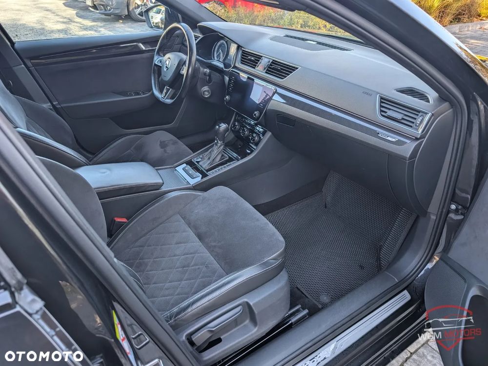 Skoda Superb 2.0 TSI Sportline DSG - 24
