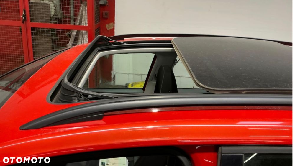 Volkswagen Golf Sportsvan 1.6 TDI BlueMotion Technology Comfortline - 31