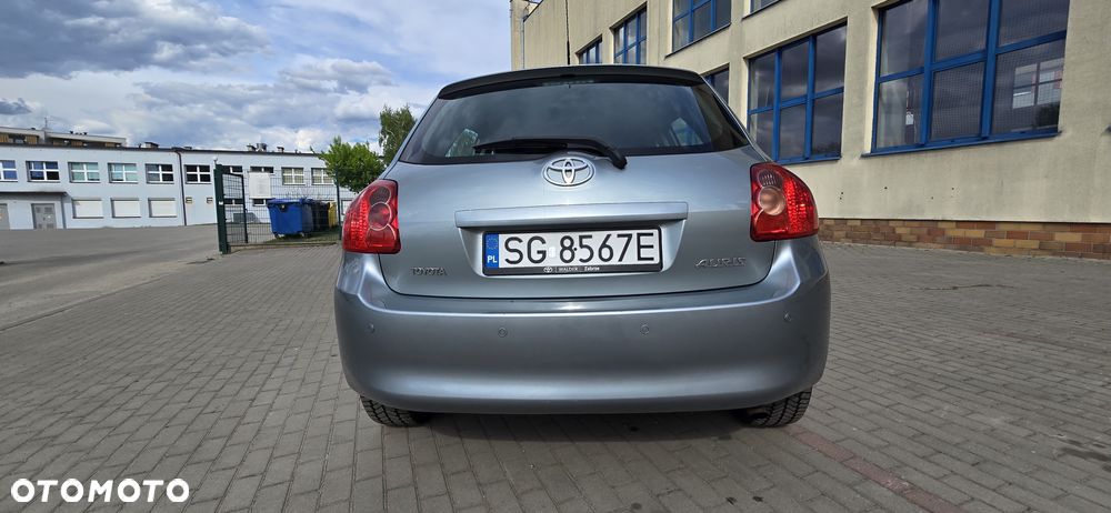 Toyota Auris 1.6 2010 - 14