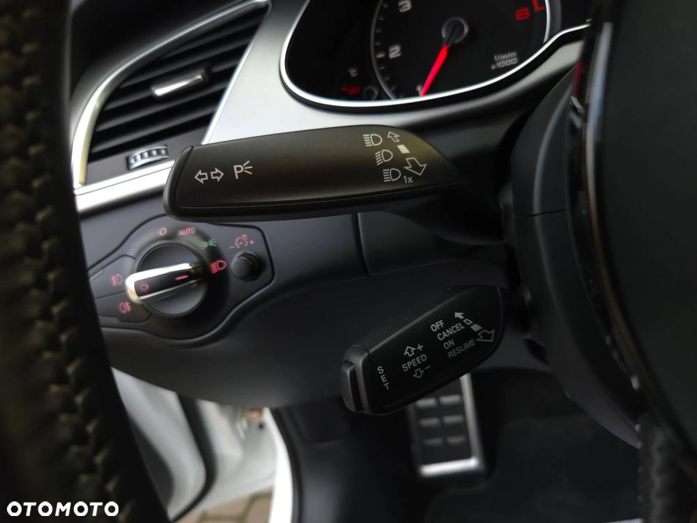 Audi A4 Allroad 2.0 TDI DPF S tronic - 23