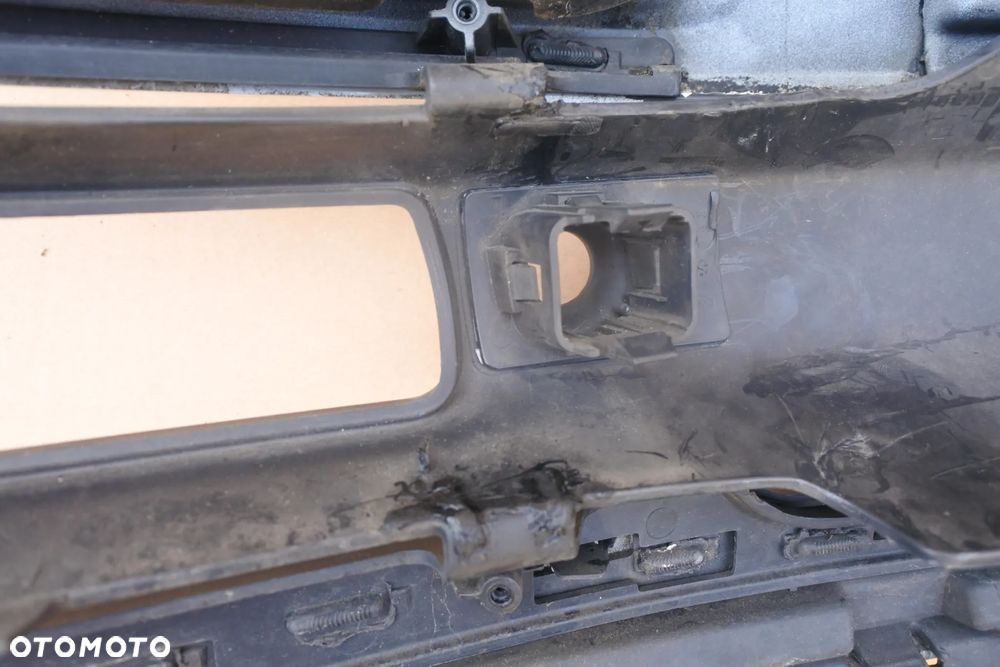 Range Rover Vogue IV Zderzak - 6