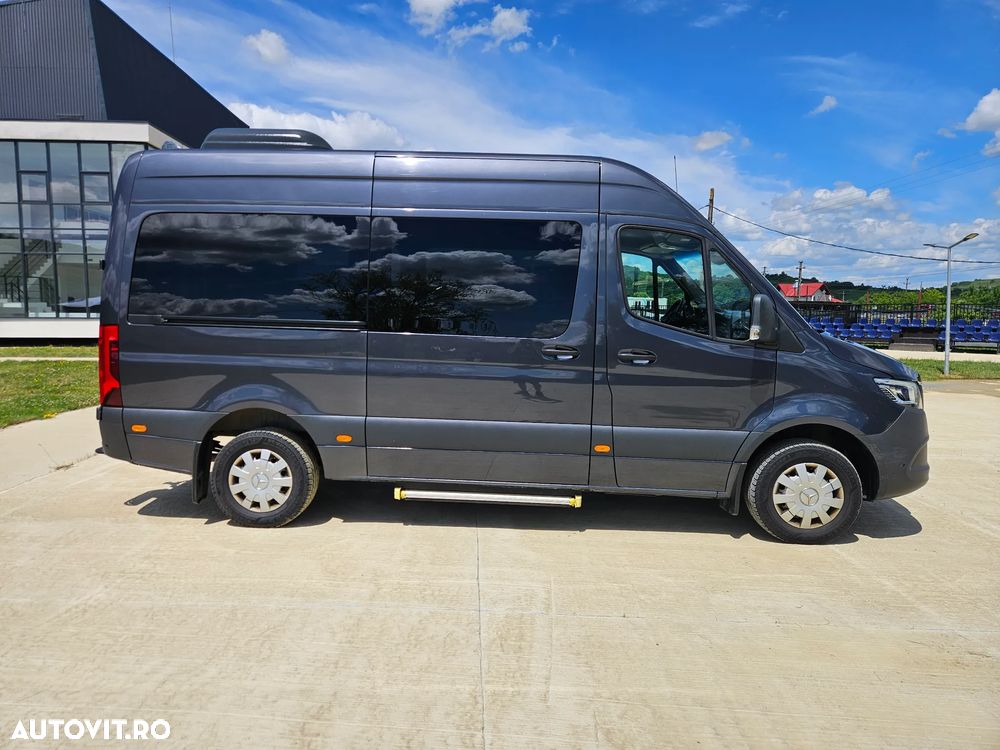 Mercedes-Benz Sprinter - 14