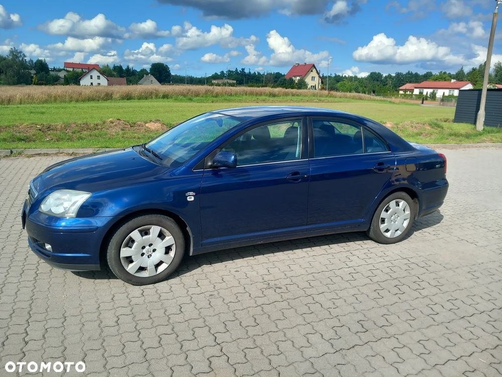 Toyota Avensis 2.0 D-Cat Sol - 3