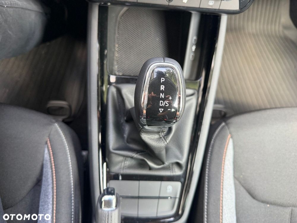 Skoda Scala 1.0 TSI Selection DSG - 27