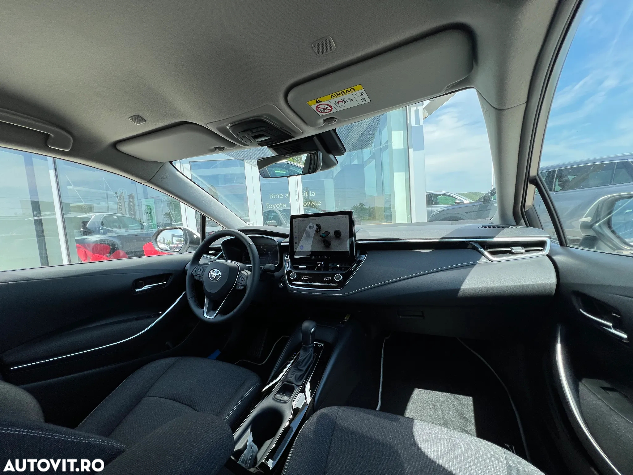 Toyota Corolla 1.8 HSD Business - 7