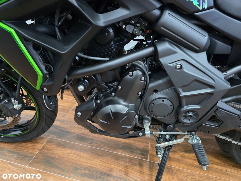 Kawasaki Versys 650 - 15