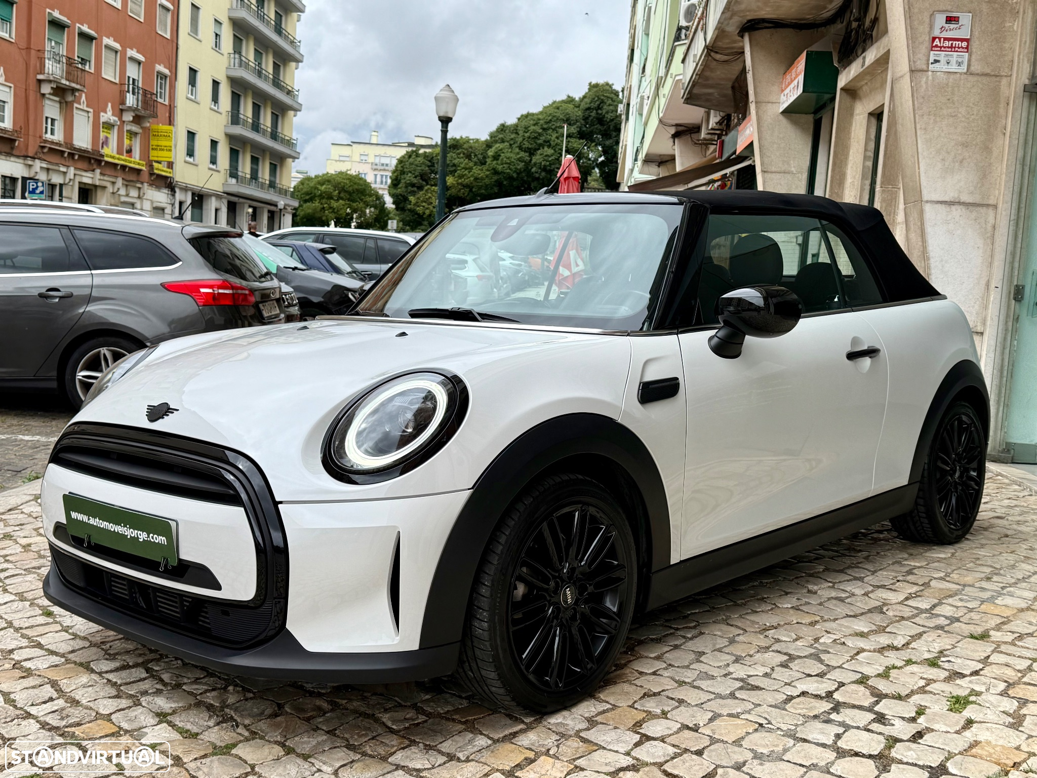 MINI Cabrio Cooper Sport Edition Auto - 3
