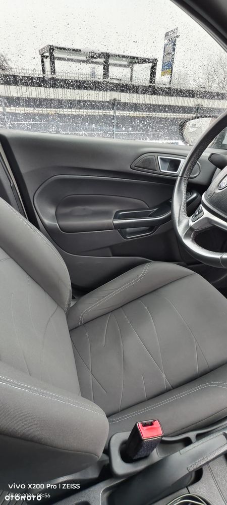 Ford Fiesta - 8