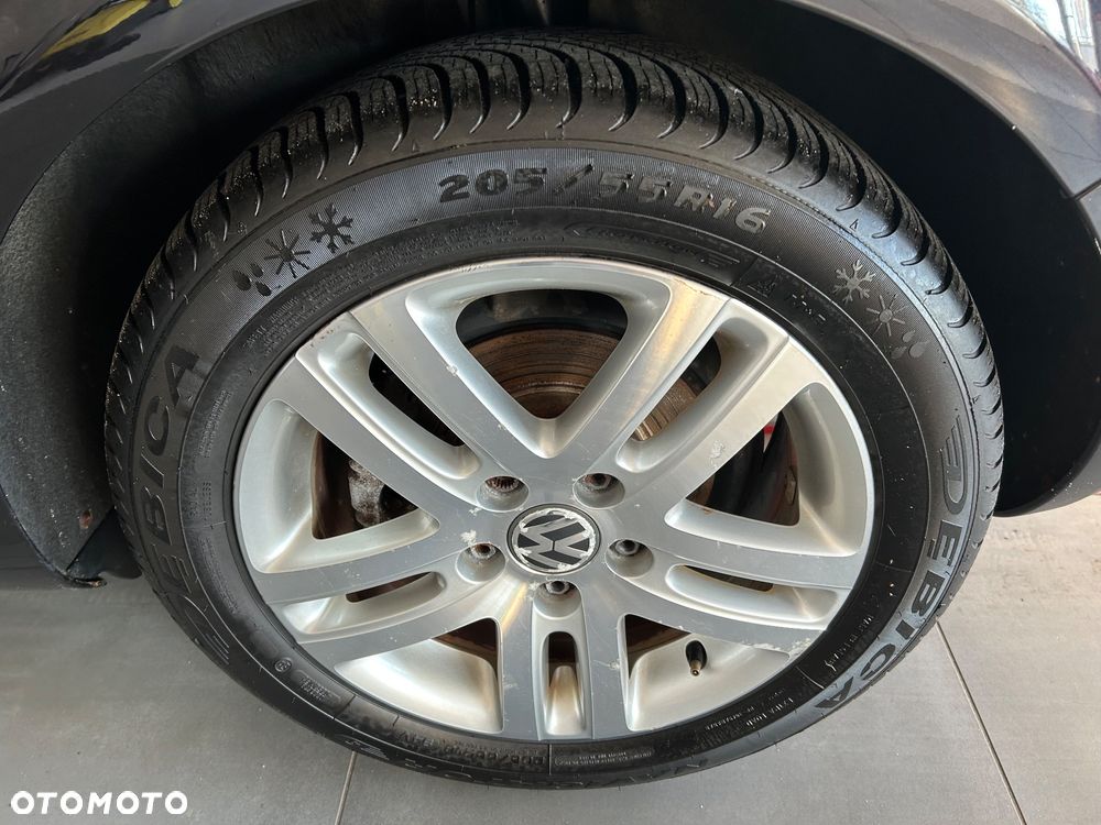 Volkswagen Golf Plus 1.4 FSI Comfortline - 14