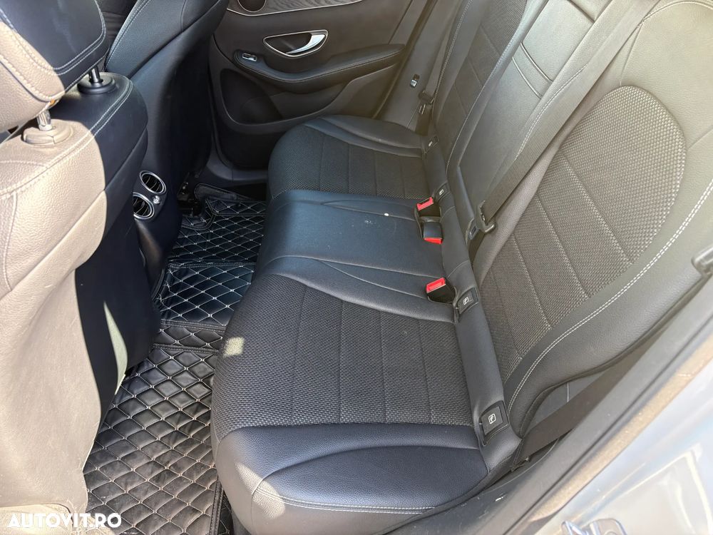 Mercedes-Benz GLC 220 d 4MATIC 9G-TRONIC Exclusive - 10