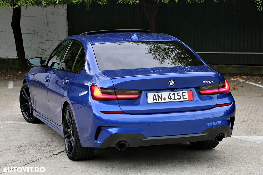BMW Seria 3 330i Aut. M Sport - 16