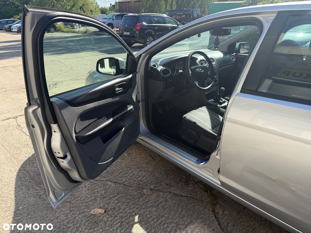 Ford Focus 1.6 Gold X EU5 - 14