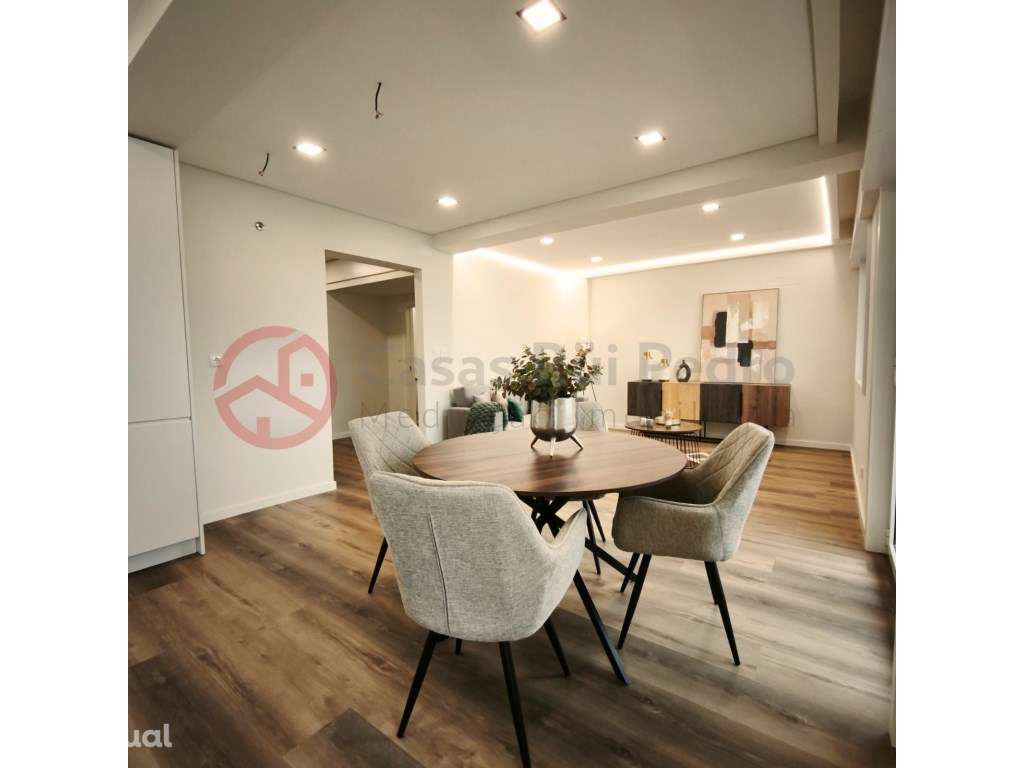 Apartamento T3 totalmente remodelado, prédio com elevador, em Benfi... - Grande imagem: 5/29