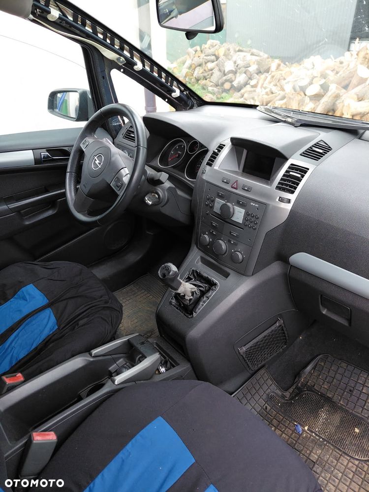 Opel Zafira - 3