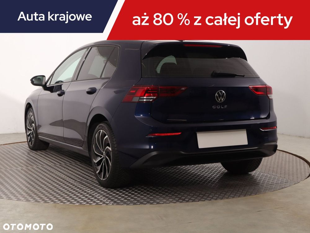 Volkswagen Golf - 6