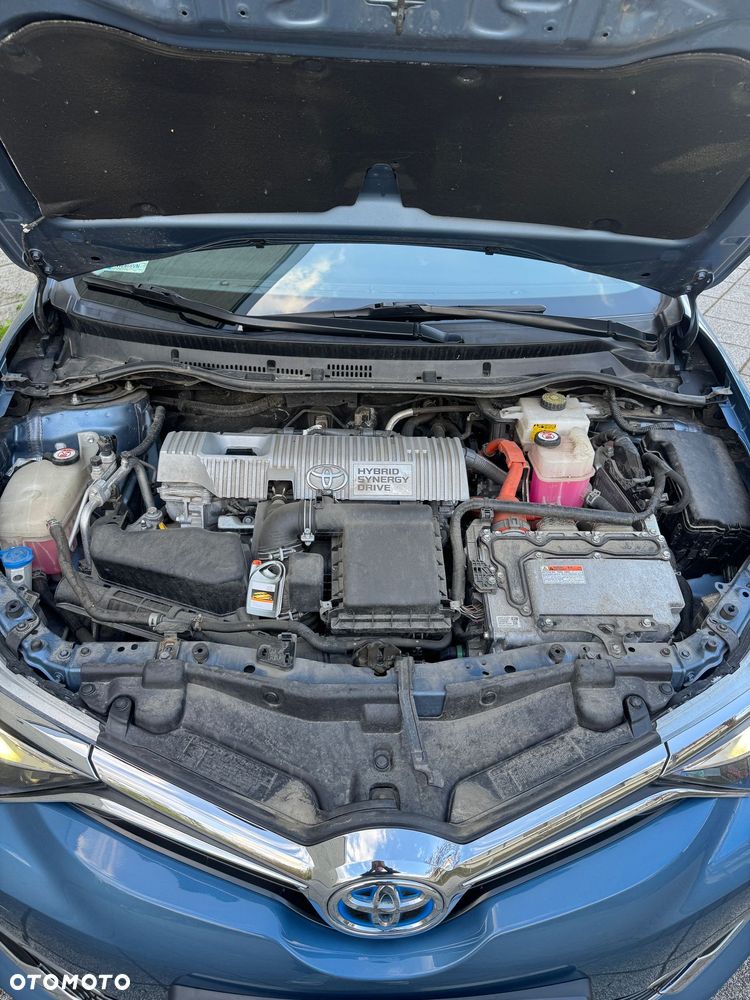 Toyota Auris Hybrid 135 Prestige - 21