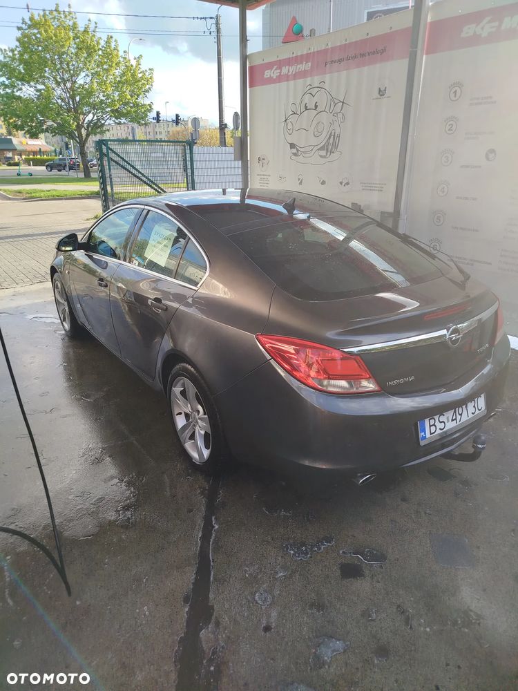 Opel Insignia 2.0 T Cosmo - 3