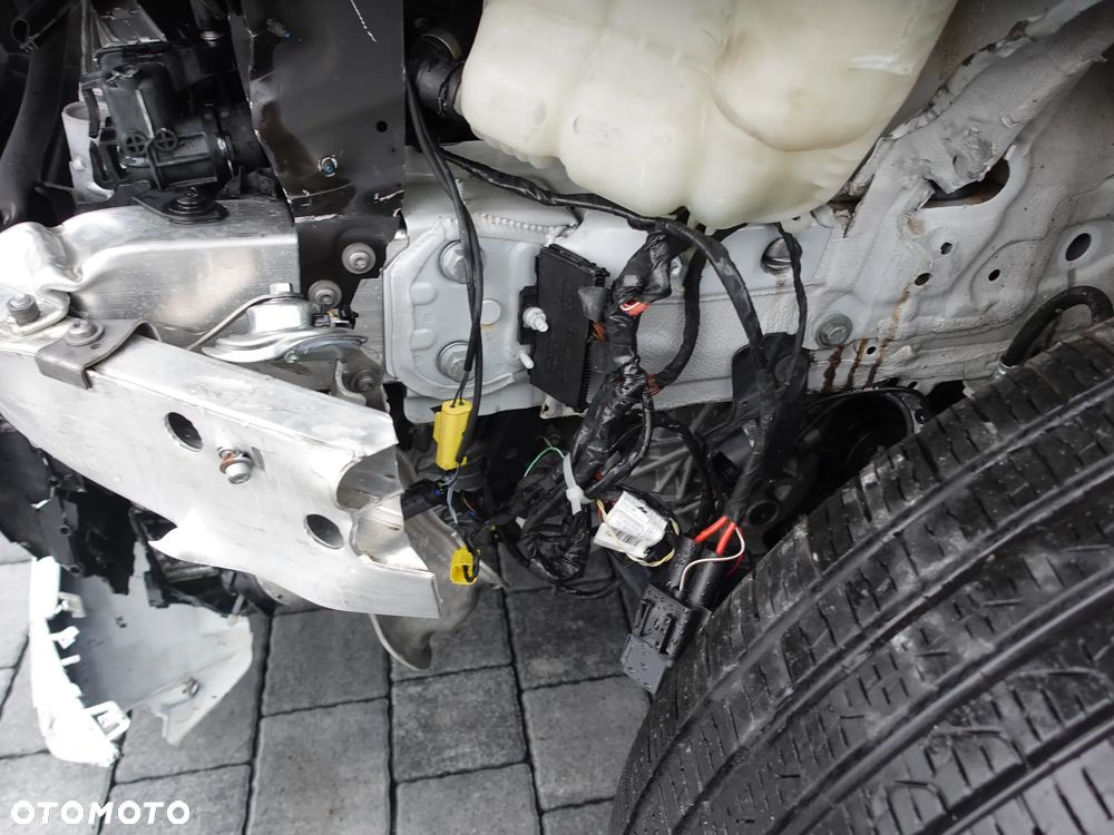 BMW X2 sDrive18i Edition M Mesh - 13