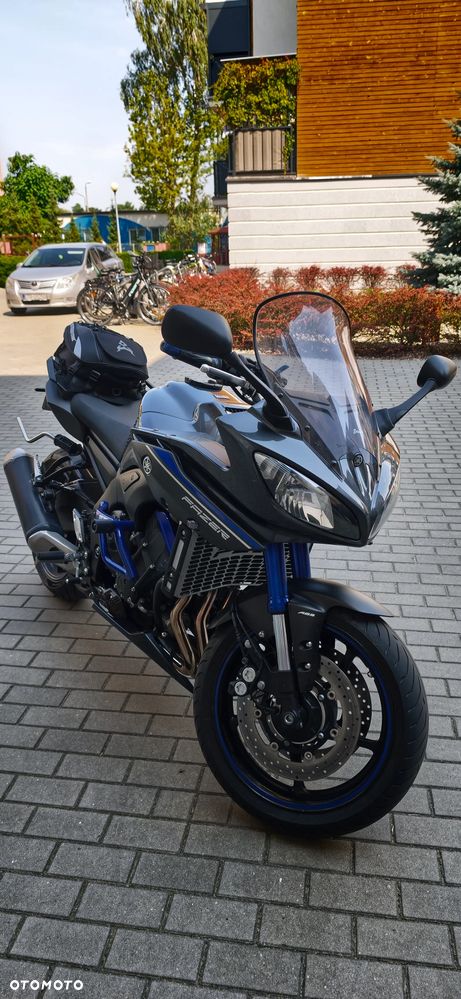 Yamaha FZ8 - 3