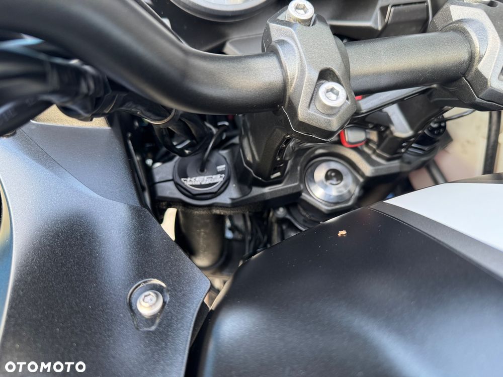 Kawasaki Versys 1000 - 20