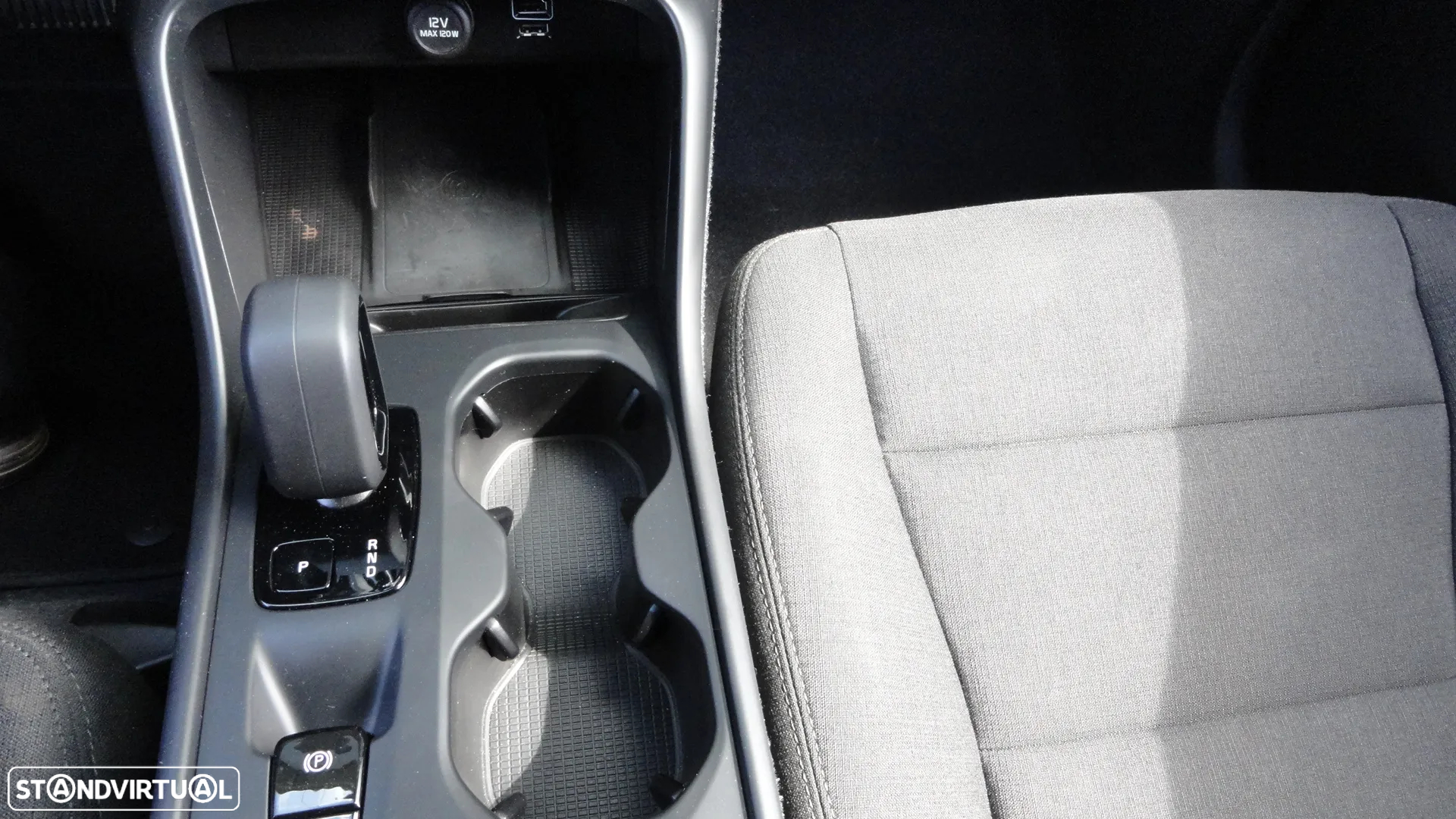 Volvo XC 40 1.5 T2 Essential Auto - 25