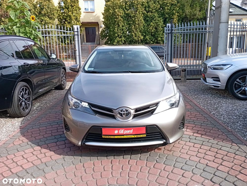 Toyota Auris 1.33 VVT-i Life Comfort - 2
