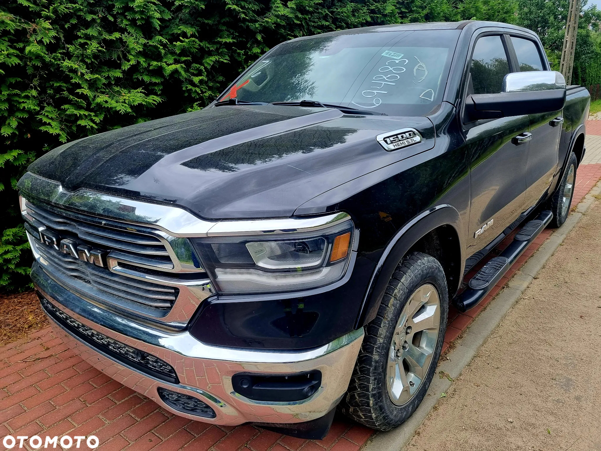 Dodge RAM 1500 5.7 4x4 - 2