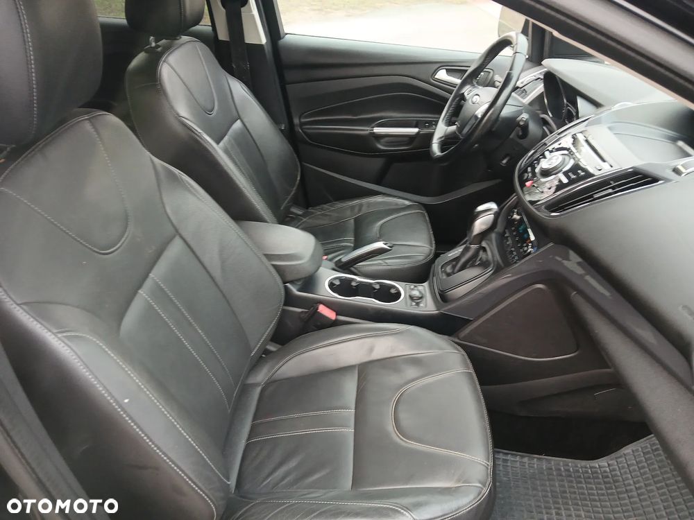 Ford Kuga 2.0 TDCi 4x4 Titanium - 29