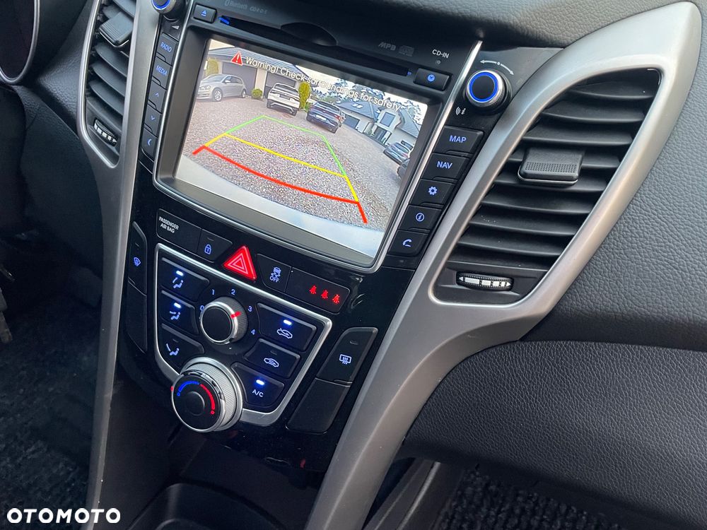 Hyundai i30 - 22