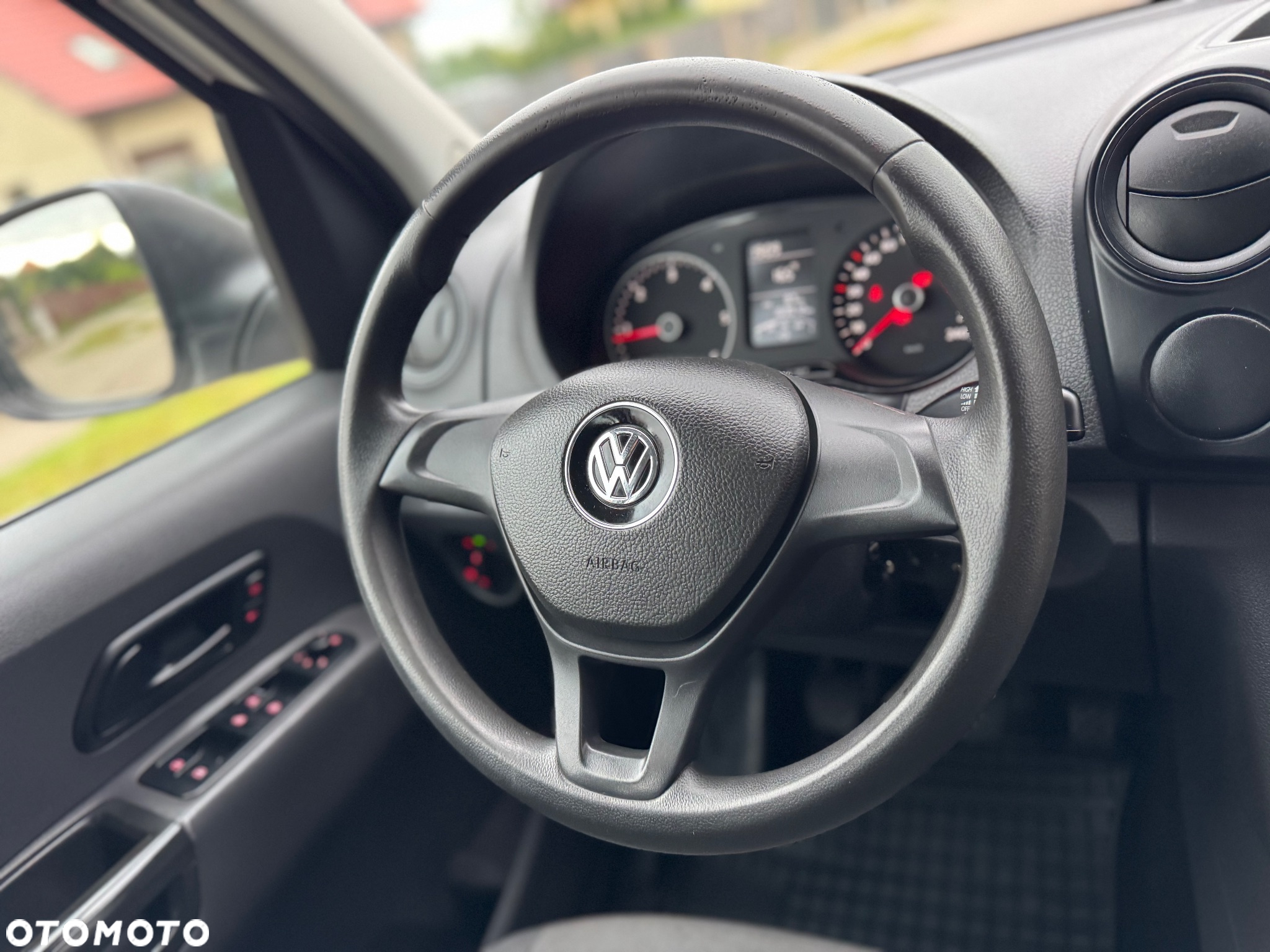 Volkswagen Amarok 2.0 TDI 4MOTION BMT - 36