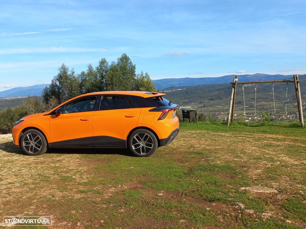 MG MG4 64 kWh Luxury - 8