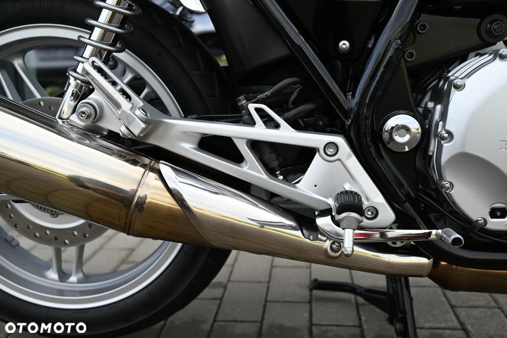 Honda CB - 32