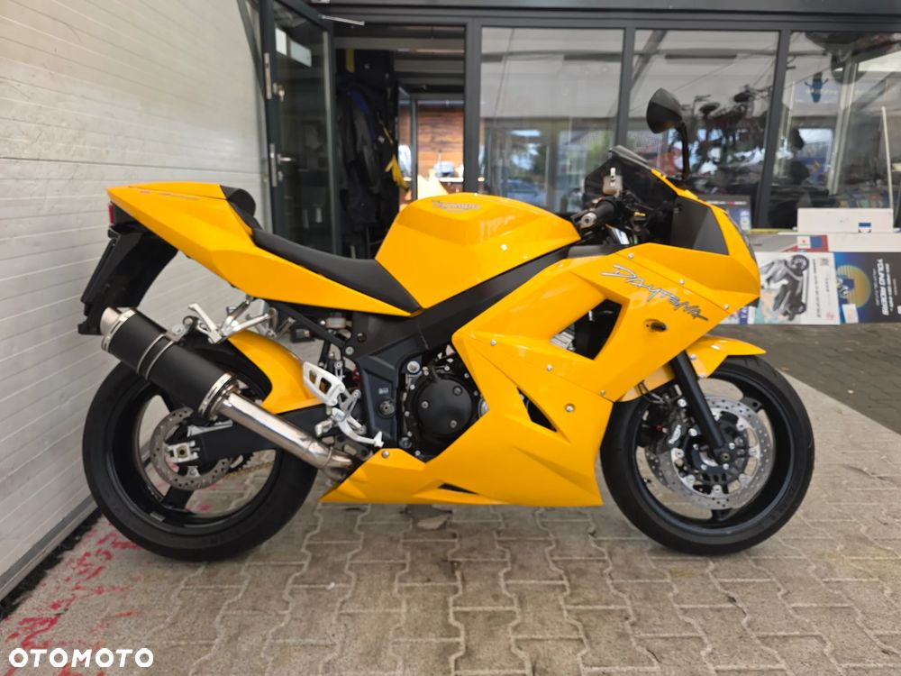 Triumph Daytona - 6