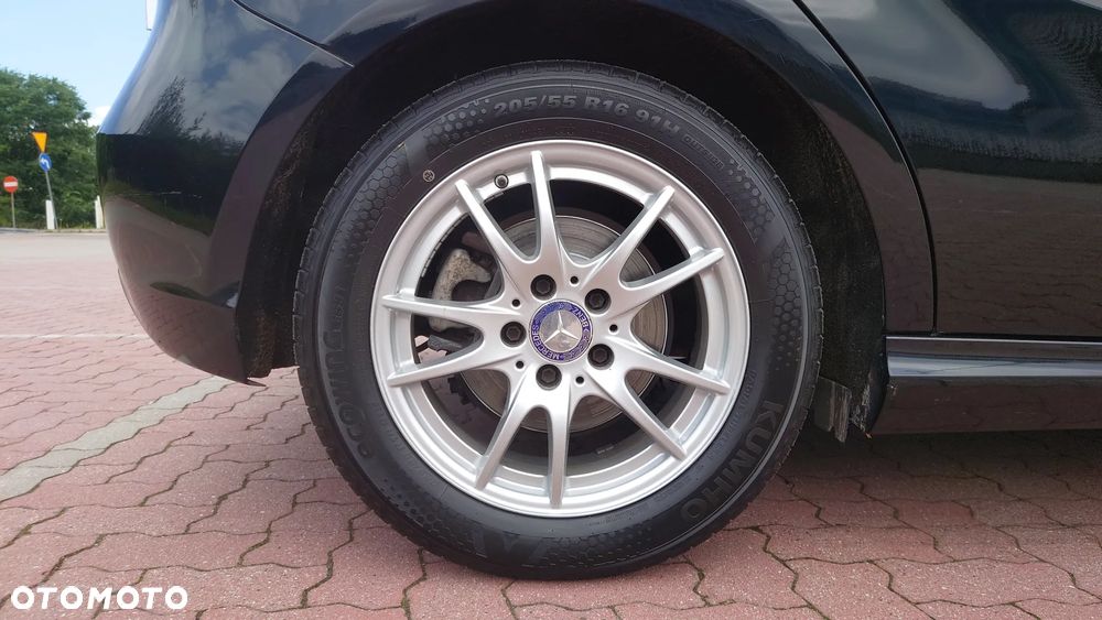 Mercedes-Benz Klasa A 180 (BlueEFFICIENCY) - 34