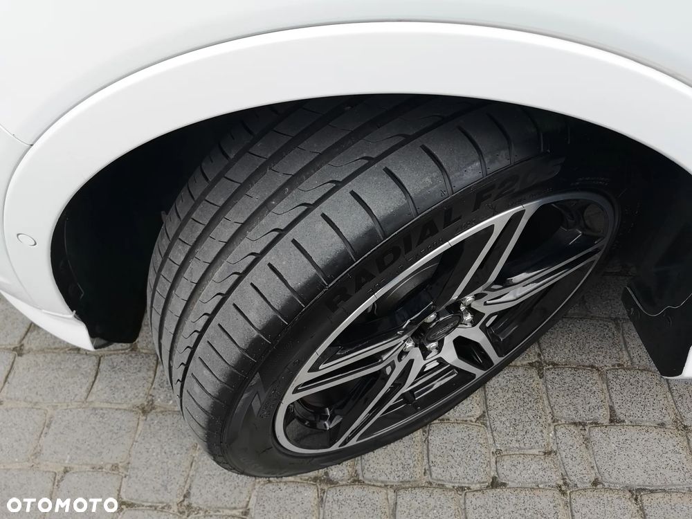 Ford Kuga 2.0 EcoBoost 4x4 ST-Line - 39
