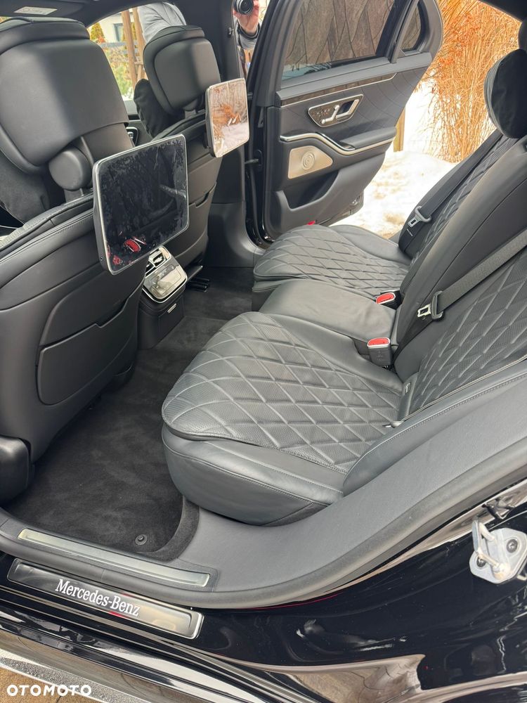 Mercedes-Benz Klasa S 500 4Matic L 9G-TRONIC - 16