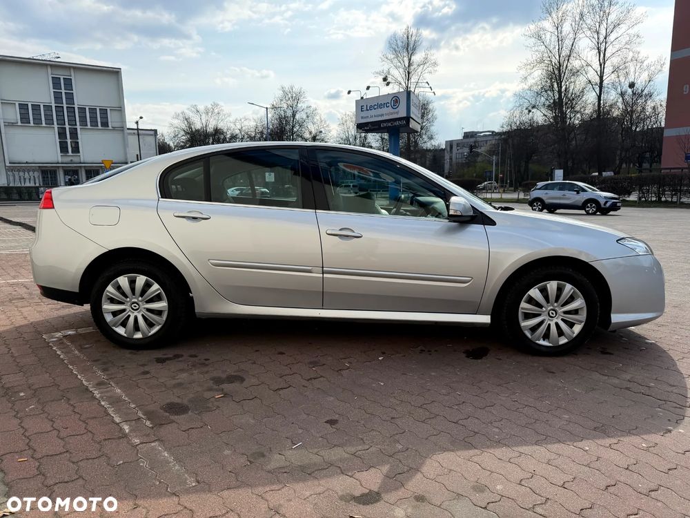 Renault Laguna 1.6 Authentique - 5