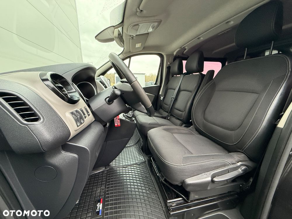 Renault Trafic - 13