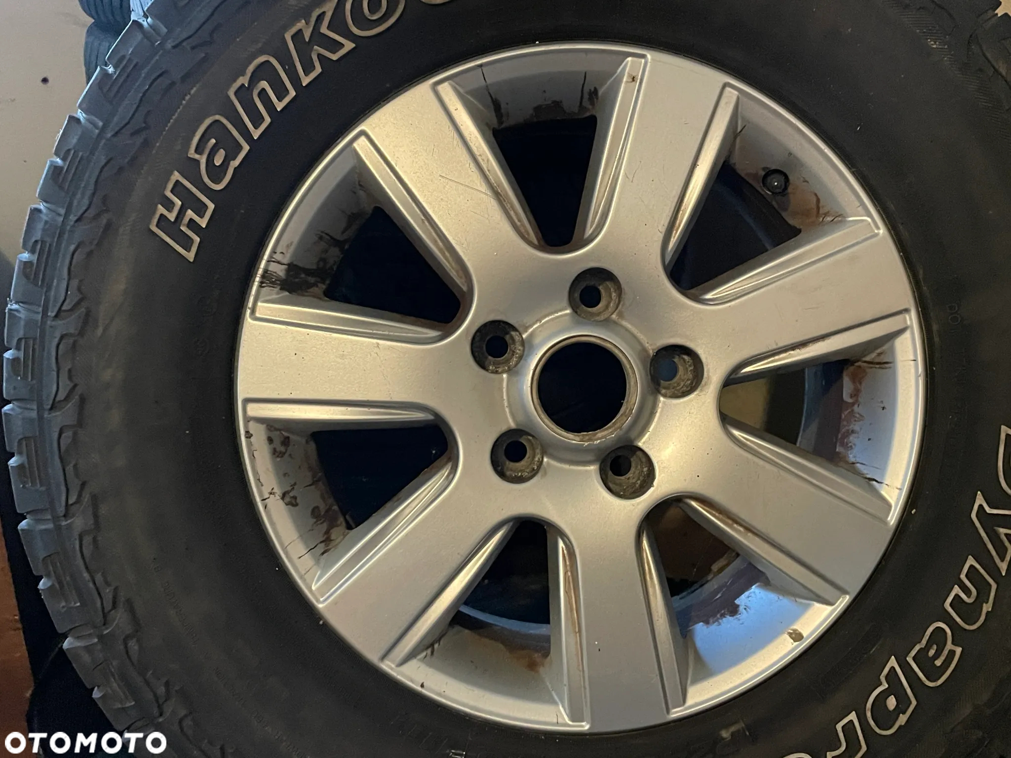 4x felga aluminiowa z oponami 2H0601025 6,5JX16 ET-62 opony zima hankook dynapro 245/70 r16 2017r 7.84mm - 5
