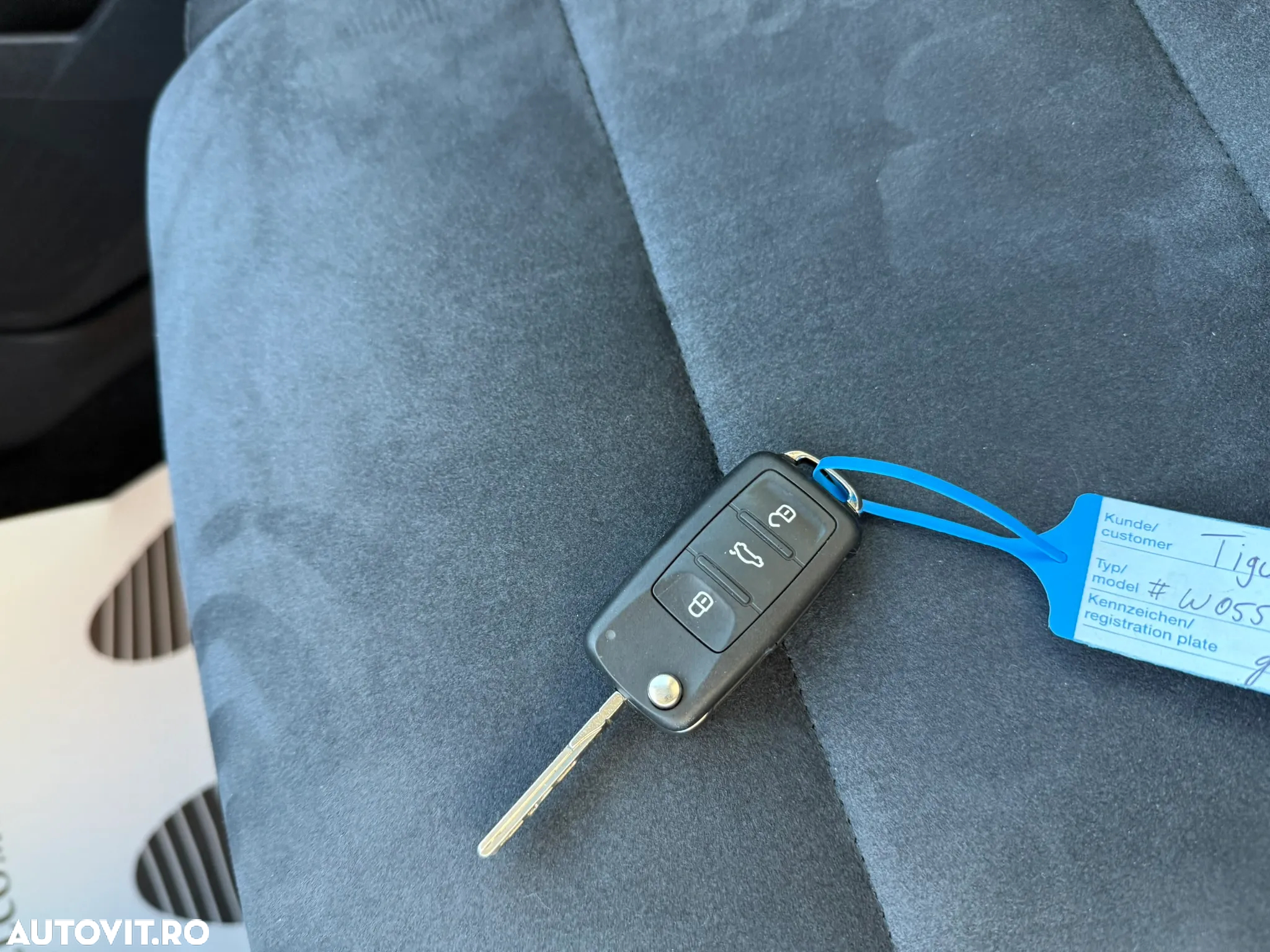 Volkswagen Tiguan 1.4 TSI BlueMotion Technology Exclusive - 34
