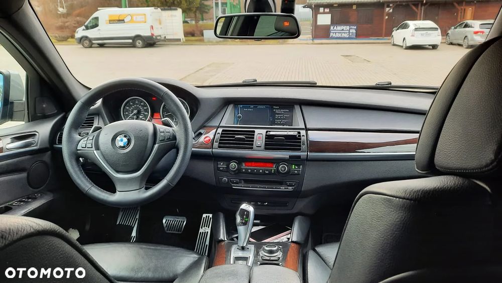 BMW X6 xDrive35i - 17