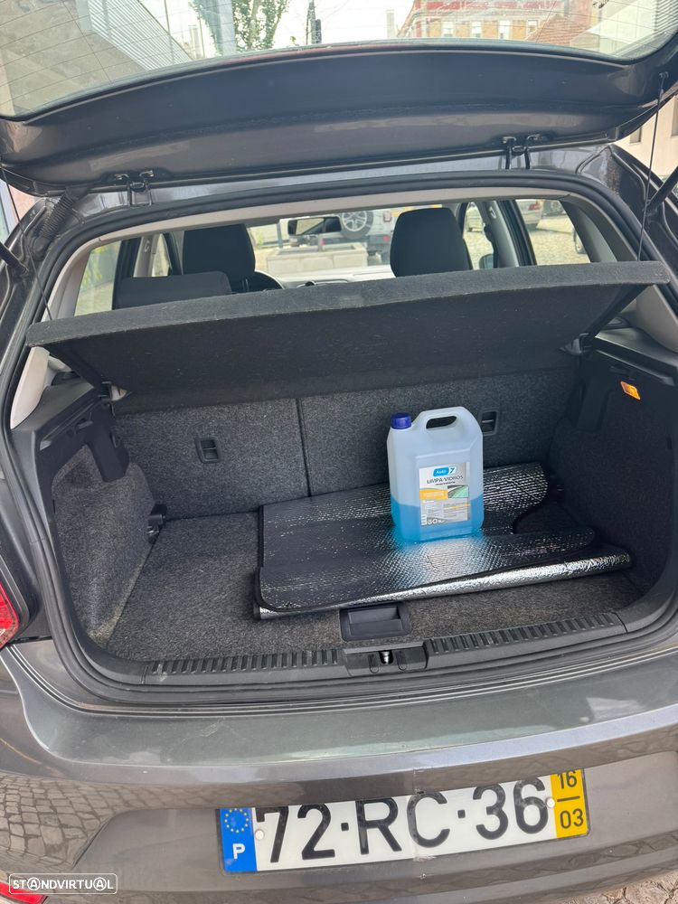 VW Polo 1.0 (Blue Motion ) Comfortline - 2