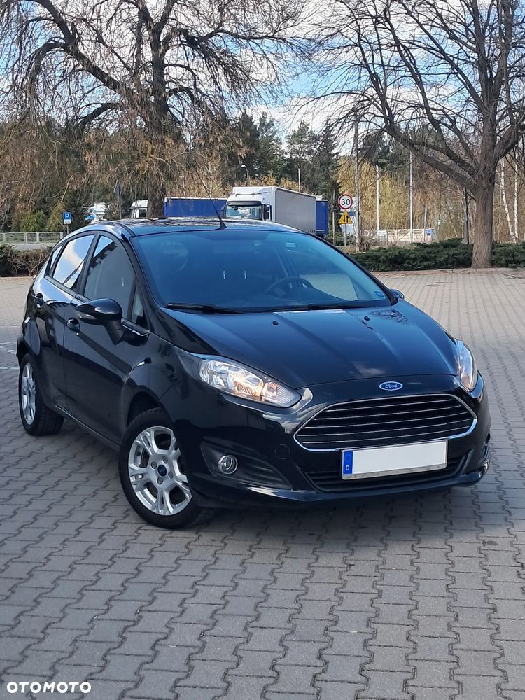 Ford Fiesta 1.0 Champions Edition - 14