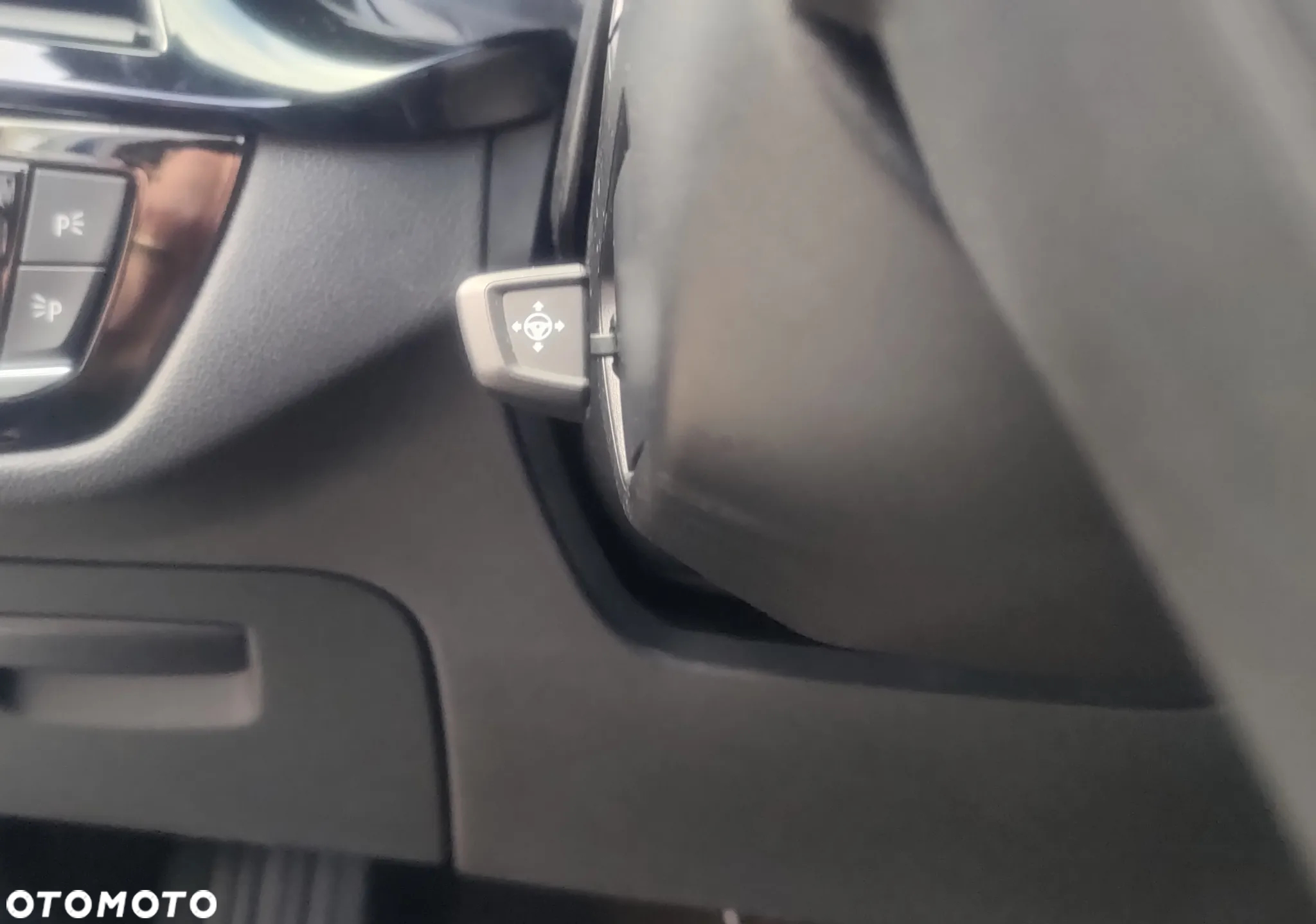 BMW Seria 5 530i GPF xDrive Sport Line sport - 23