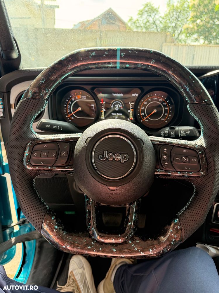 Jeep Wrangler - 7