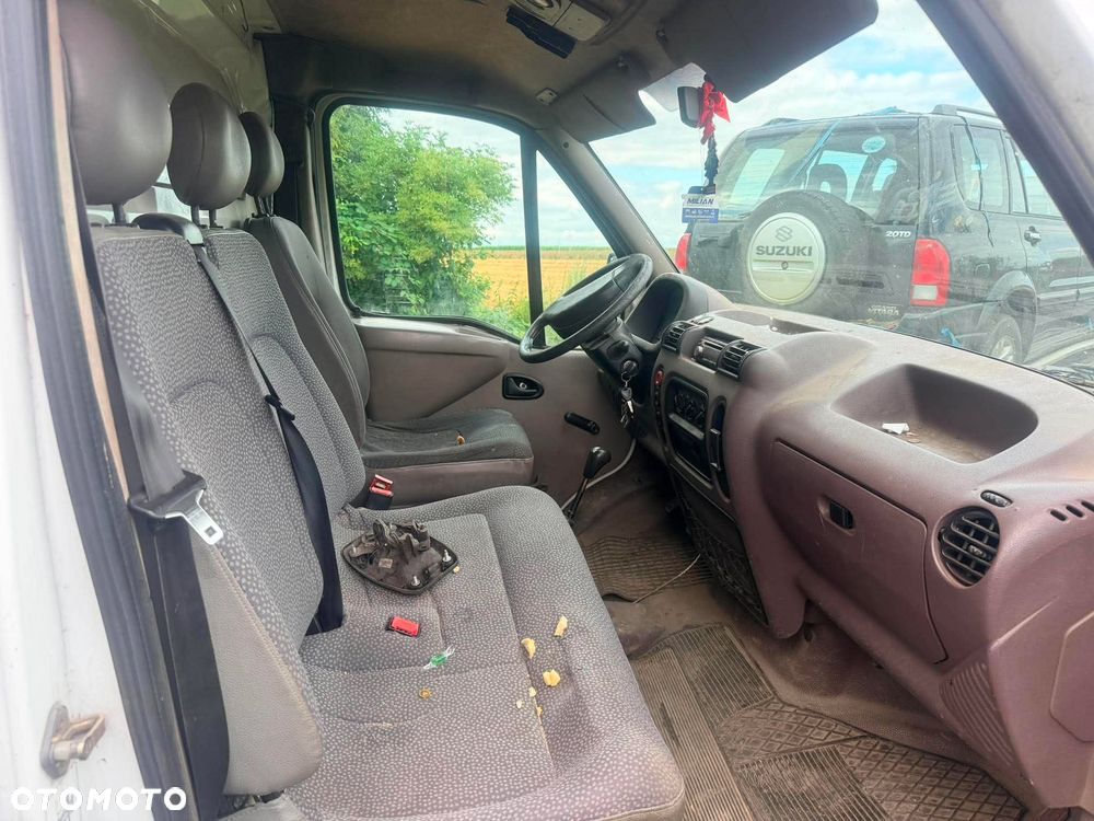 części RENAULT MASTER 2.8  1999r. MASKA przód - 6
