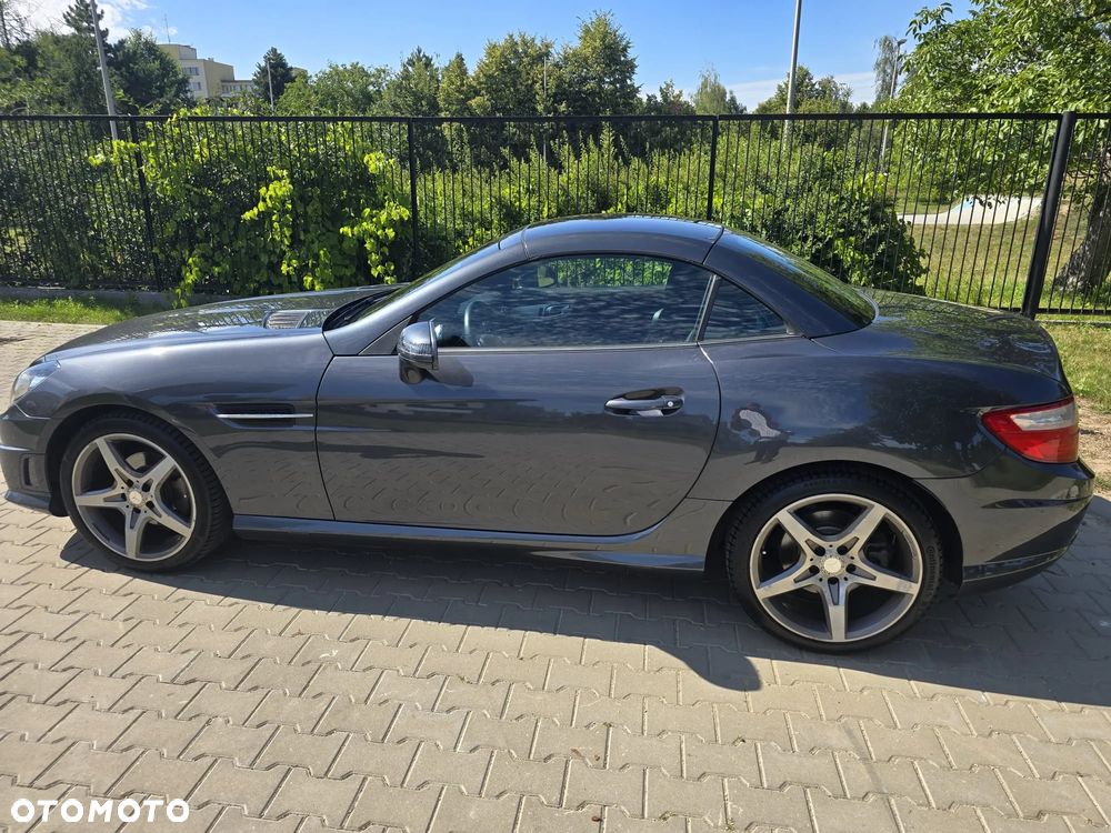 Mercedes-Benz SLK 200 BlueEFFICIENCY 7G-TRONIC Edition 1 - 3